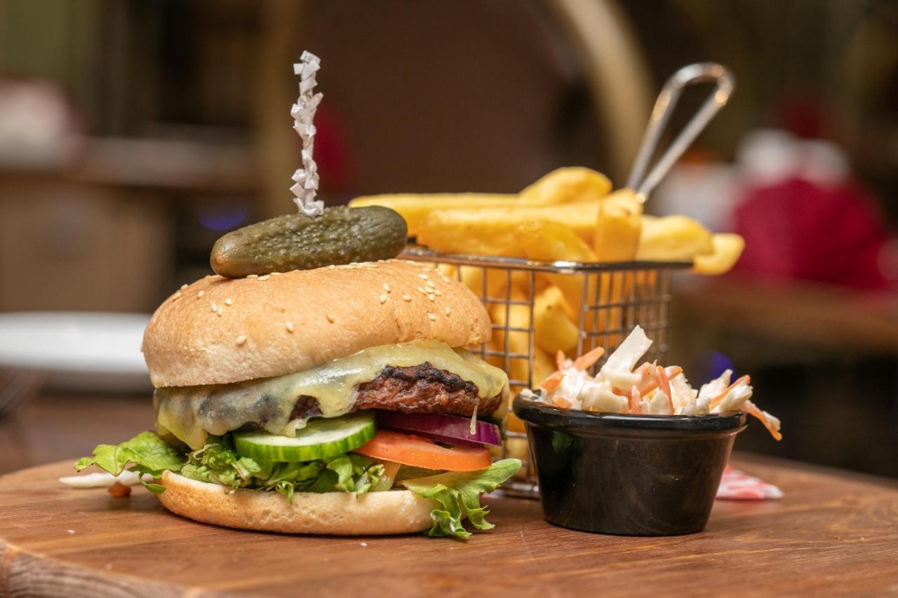 Lyndene Hotel แบล็คพูล ภายนอก รูปภาพ