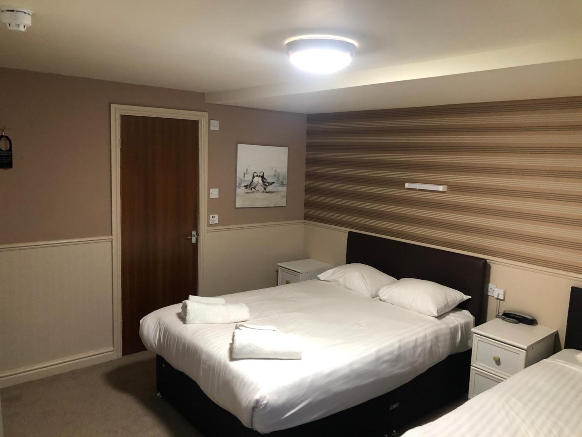 Lyndene Hotel แบล็คพูล ภายนอก รูปภาพ